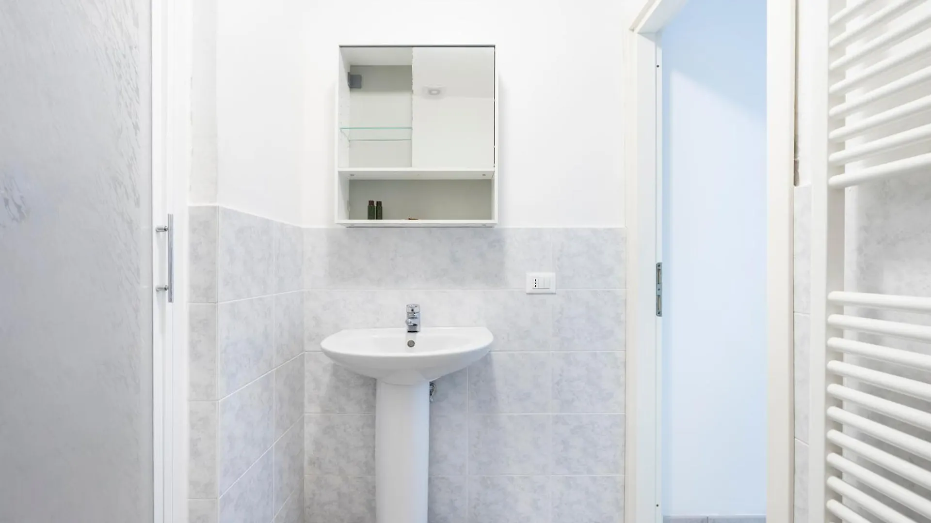 Zanobi Apartment Florence 0*,  Italy